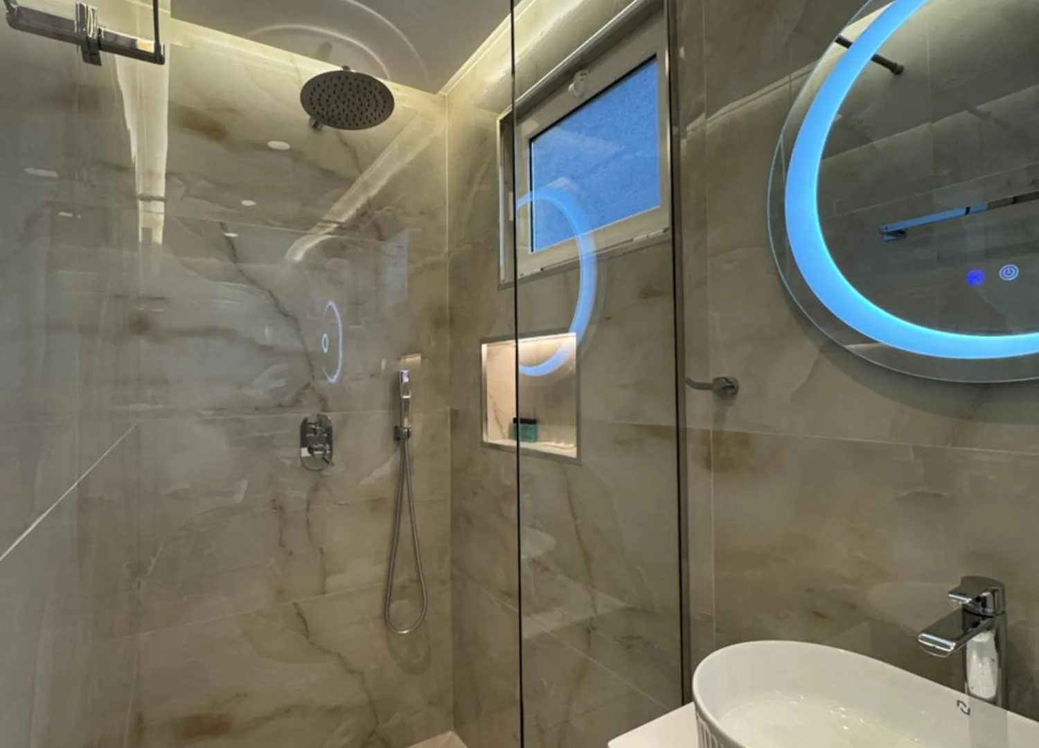 Διαμέρισμα Silver Stone Suites Αργυρόκαστρο Αλβανία